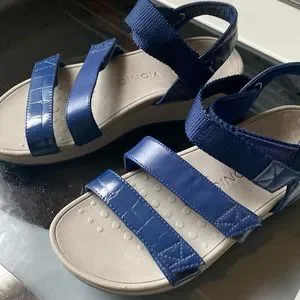 Vionic | Shoes | New Womens Bionic Sandals 6 Us Read | Poshmark
